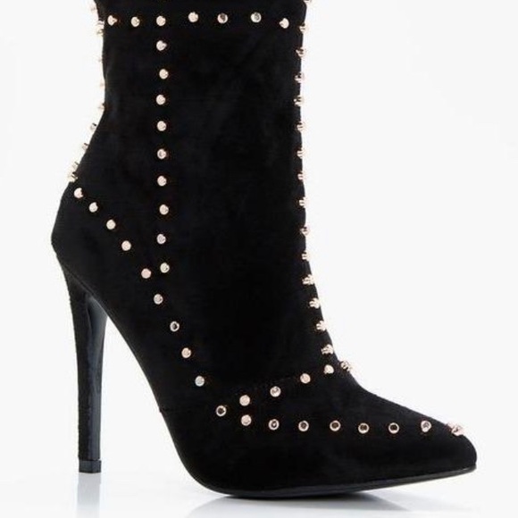 Studded Gold Booties NIB 7.5 - Picture 2 of 8